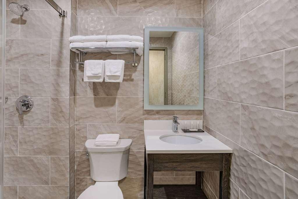 Days Inn By Wyndham Bronx Nyc New York Dış mekan fotoğraf